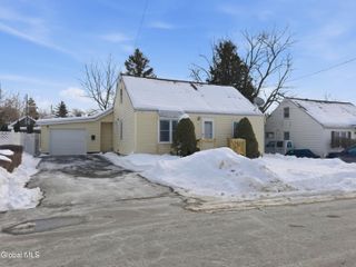 37 Rooney Avenue, Colonie, NY 12205