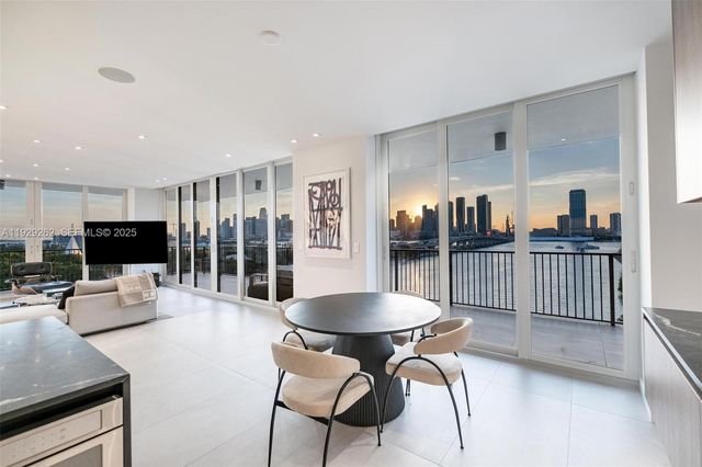 1000 Venetian Way 1004, Miami, FL 33139