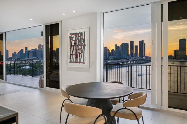 1000 Venetian Way 1004, Miami, FL 33139