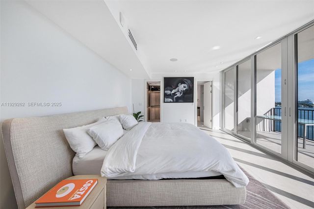 1000 Venetian Way 1004, Miami, FL 33139