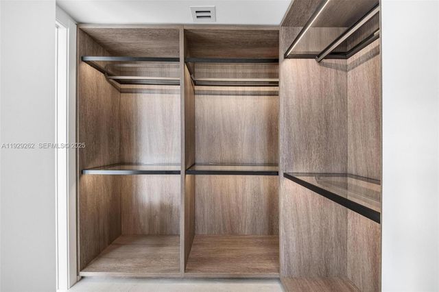 1000 Venetian Way 1004, Miami, FL 33139