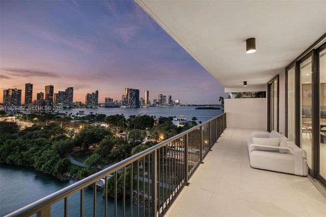 1000 Venetian Way 1004, Miami, FL 33139