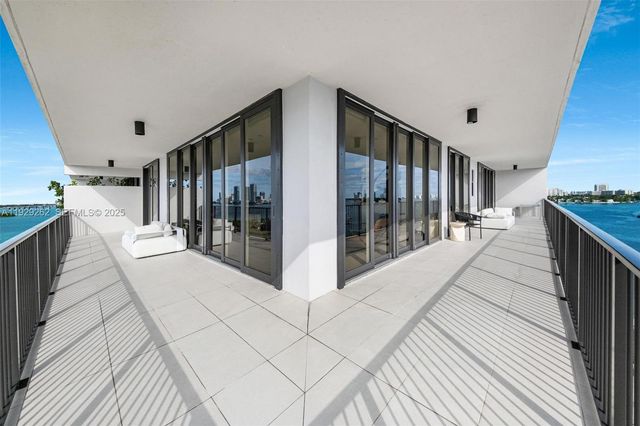 1000 Venetian Way 1004, Miami, FL 33139