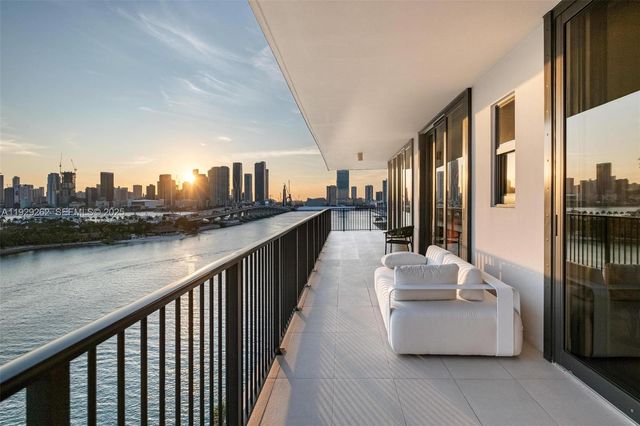 1000 Venetian Way 1004, Miami, FL 33139