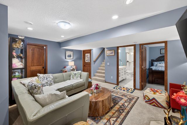 2717 59th Street NW, Rochester, MN 55901