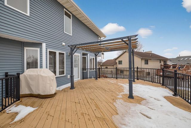 2717 59th Street NW, Rochester, MN 55901