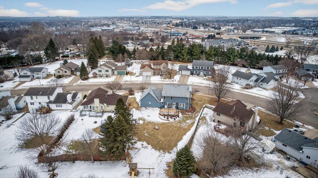 2717 59th Street NW, Rochester, MN 55901