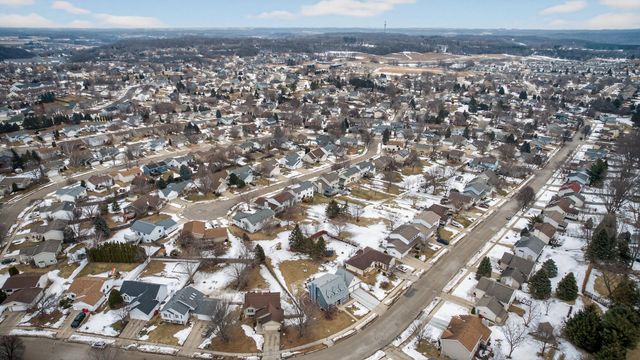 2717 59th Street NW, Rochester, MN 55901