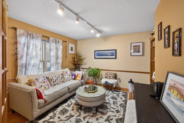 2717 59th Street NW, Rochester, MN 55901