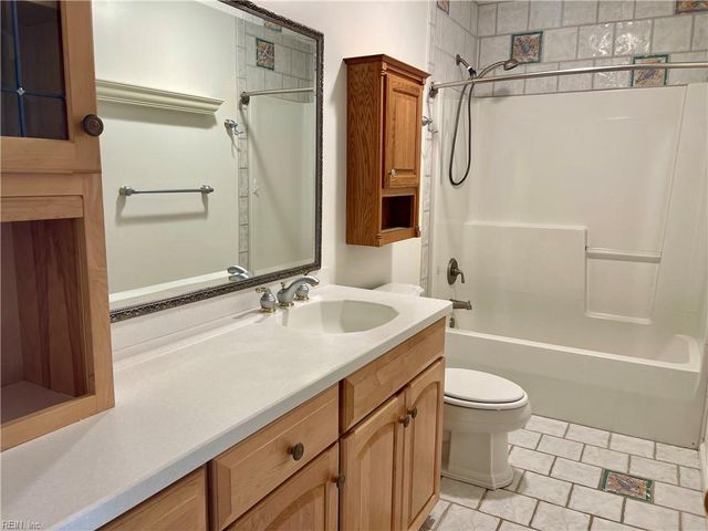 2402 Whaler CT, Virginia Beach, VA 23451