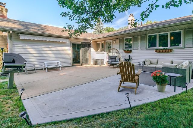 6159 Cambridge Park Drive, Mentor, OH 44060