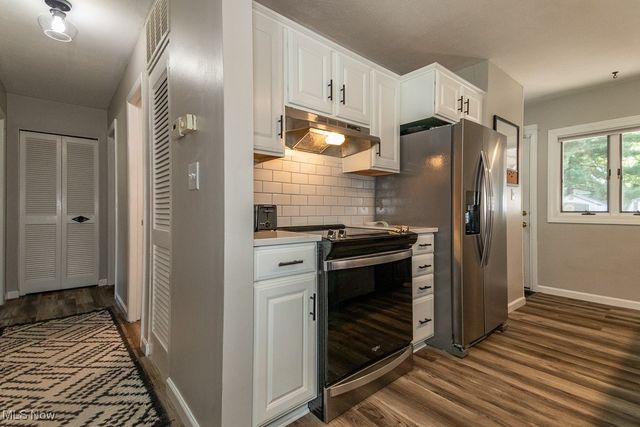 6159 Cambridge Park Drive, Mentor, OH 44060