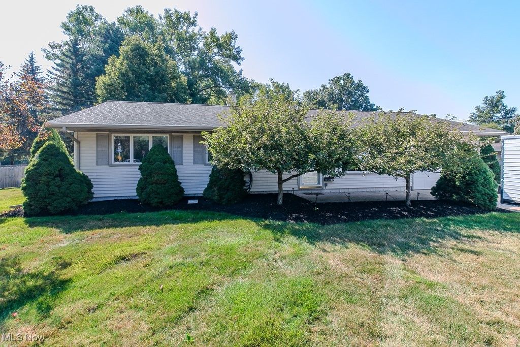 6159 Cambridge Park Drive, Mentor, OH 44060
