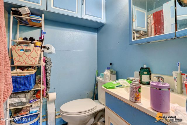 7510 Peck Avenue, Anchorage, AK 99504