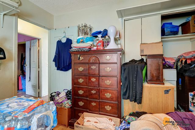 7510 Peck Avenue, Anchorage, AK 99504