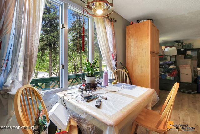 7510 Peck Avenue, Anchorage, AK 99504