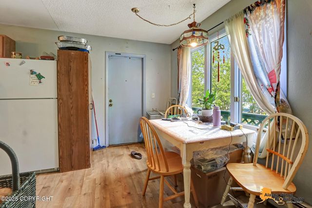 7510 Peck Avenue, Anchorage, AK 99504