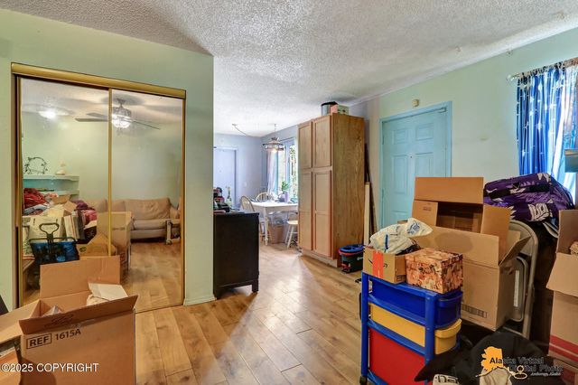 7510 Peck Avenue, Anchorage, AK 99504