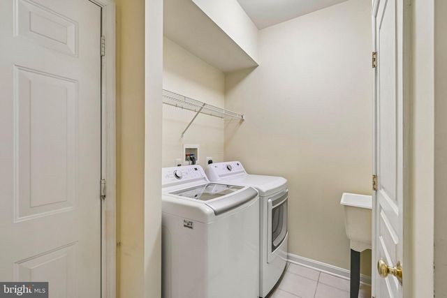 58 WRENTHAM DR, Medford, NJ 08055