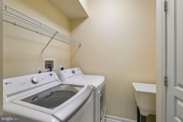 58 WRENTHAM DR, Medford, NJ 08055