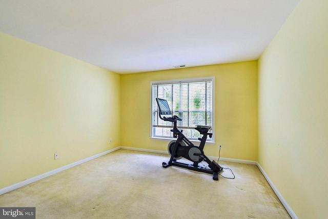 58 WRENTHAM DR, Medford, NJ 08055