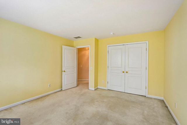 58 WRENTHAM DR, Medford, NJ 08055