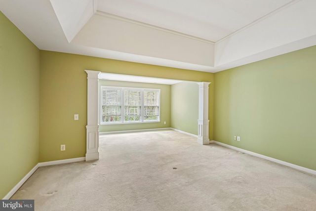 58 WRENTHAM DR, Medford, NJ 08055