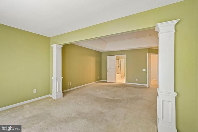 58 WRENTHAM DR, Medford, NJ 08055