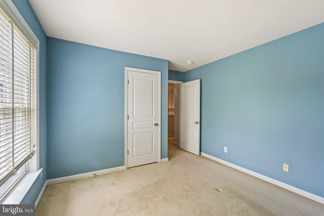 58 WRENTHAM DR, Medford, NJ 08055