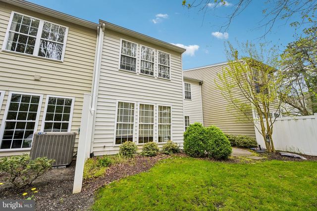 58 WRENTHAM DR, Medford, NJ 08055