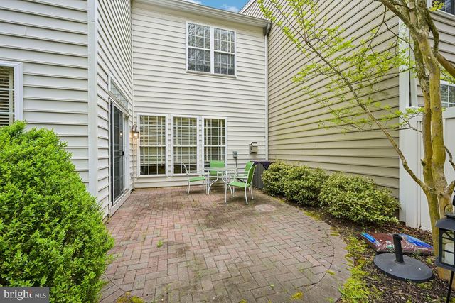 58 WRENTHAM DR, Medford, NJ 08055