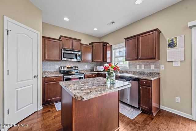 203 Sailor Street, Sneads Ferry, NC 28460
