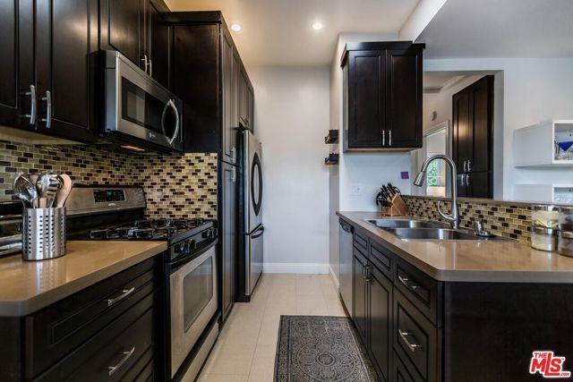 4409 IRVINE Avenue, North Hollywood (los Angeles), CA 91602