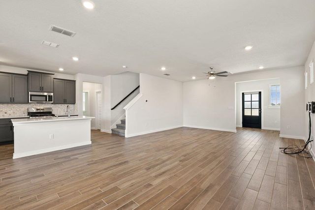 368 Banff DR, Kyle, TX 78640