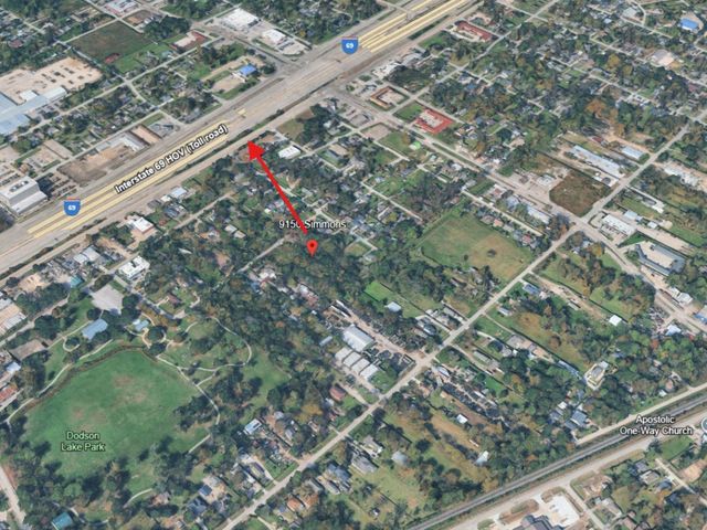 9146 Simmons Street, Houston, TX 77093