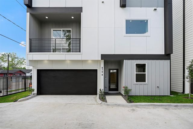 870 W Little York Road D, Houston, TX 77091
