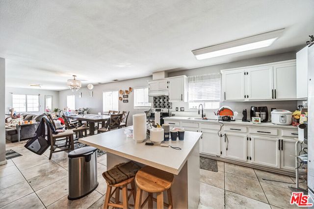 12221 Athens Way, Los Angeles, CA 90061