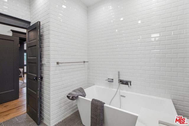 1548 W 48th Street, Los Angeles, CA 90062