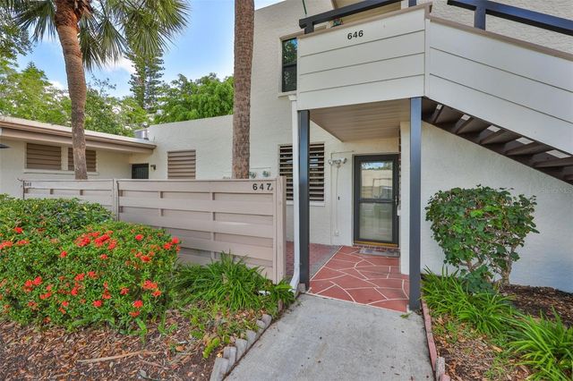647 WOODLAWN DRIVE 647, Bradenton, FL 34210