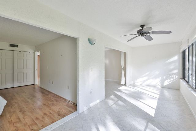 647 WOODLAWN DRIVE 647, Bradenton, FL 34210
