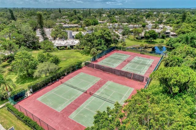 647 WOODLAWN DRIVE 647, Bradenton, FL 34210