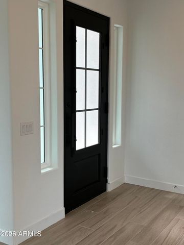 1124 E GLENEAGLE Drive, Chandler, AZ 85249