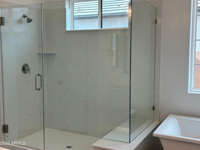 1124 E GLENEAGLE Drive, Chandler, AZ 85249