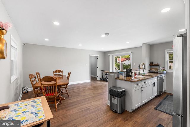 57 EASTBROOK LN, Willingboro, NJ 08046