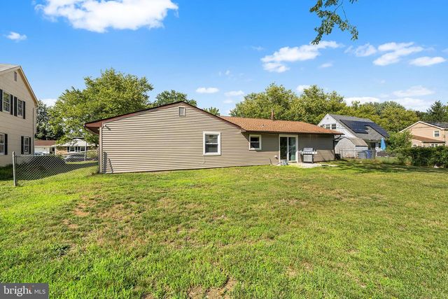 57 EASTBROOK LN, Willingboro, NJ 08046
