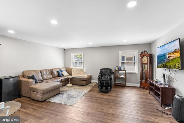 57 EASTBROOK LN, Willingboro, NJ 08046