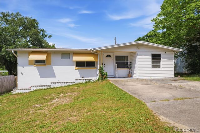 13 E Lemon Street, Beverly Hills, FL 34465