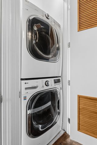 2039 W Belmont Avenue 3, Chicago, IL 60618