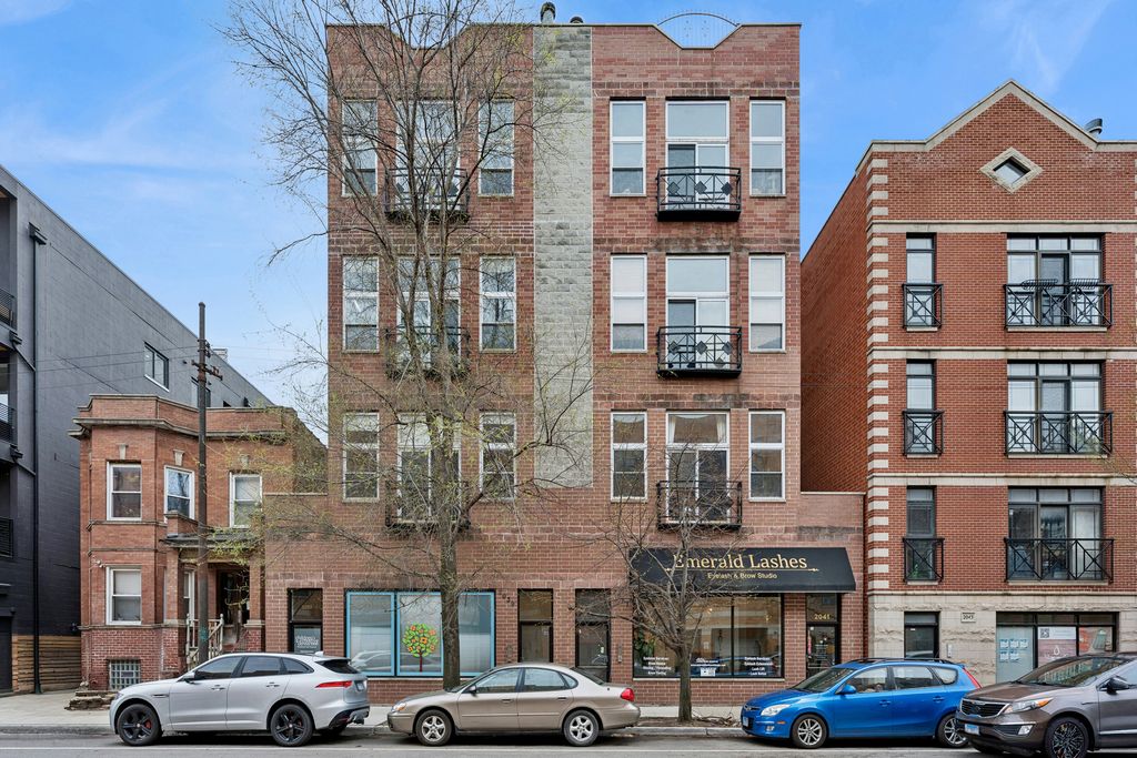 2039 W Belmont Avenue 3, Chicago, IL 60618