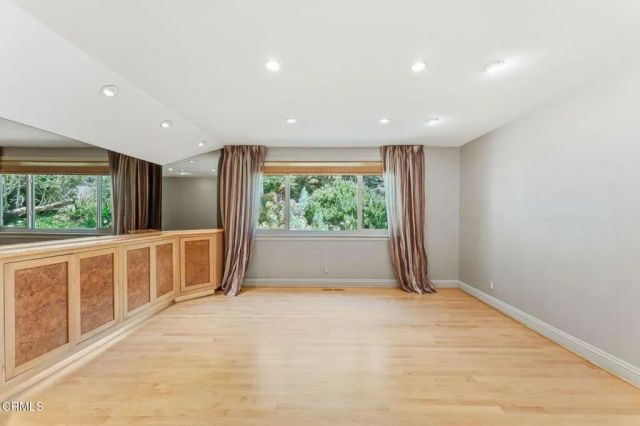405 Woodcliffe Road, Pasadena, CA 91105